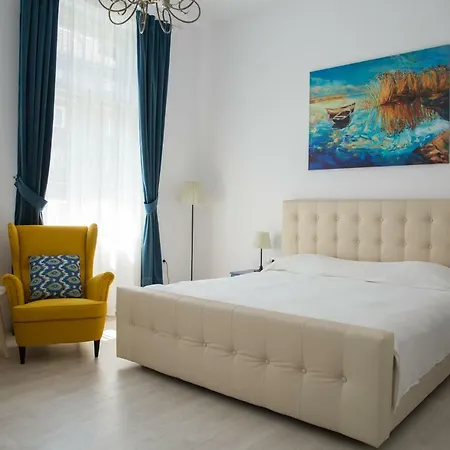 Sunny November Apartment Brasov